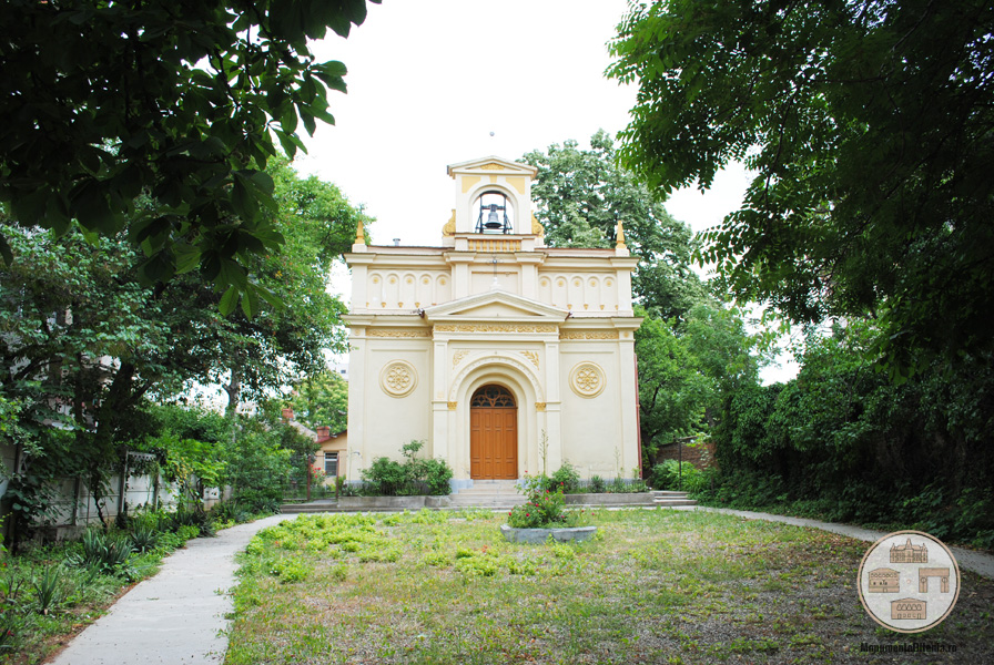 Biserica Evanghelica Luterana, Craiova - curtea bisericii