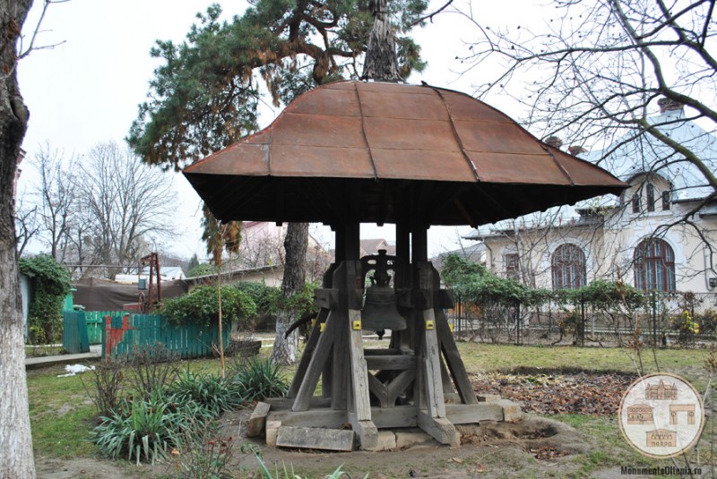 Biserica Sf Apostoli, Craiova - clopot