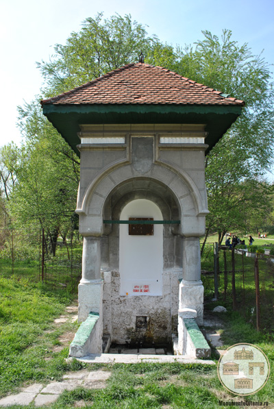 Fântâna Jianu, Craiova - vedere frontală