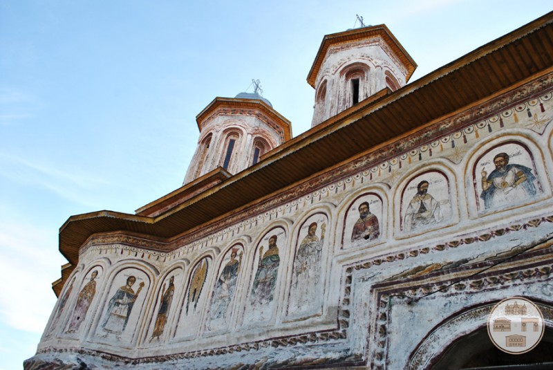 Biserica din Targ, Horezu - pictura exterioara