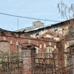 Fabrica Florica, Craiova - gard, zid si cladire de caramida