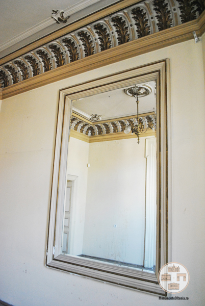 Casa Dianu, Craiova - oglinda