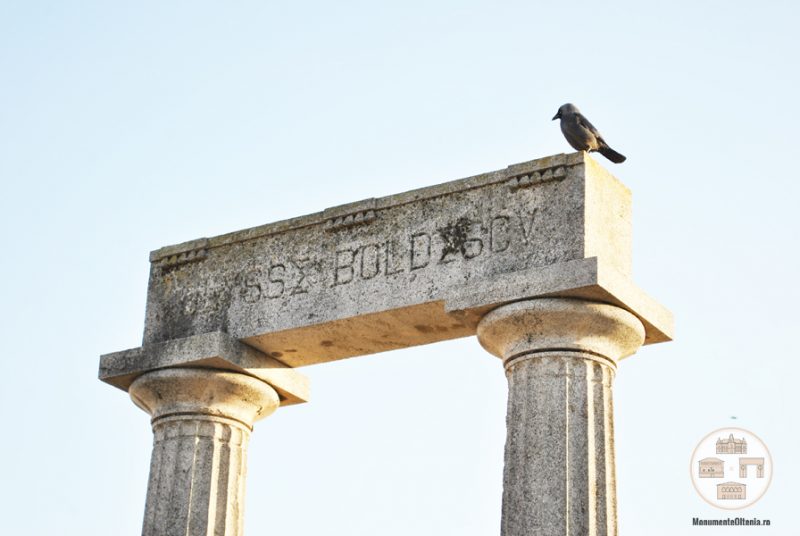 Monumentul funerar al lui Ulisse Boldescu - grinda