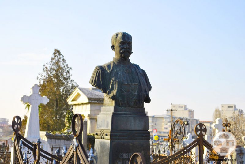 Bustul lui Constantin Valimarescu - Cimitirul Sineasca din Craiova