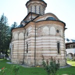 Manastirea Cozia - Biserica Sf Treime - absida estica