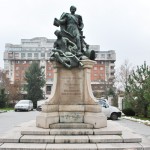 Monumentul Barbu Stirbei, Craiova - vedere frontala