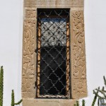 Ancadrament de fereastra - Biserica Manastirii Tismana (2)