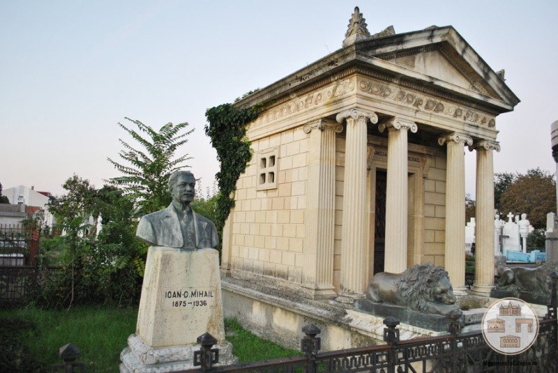 Monumentele funerare al lui Nicolae si Jean Mihail, Cimitirul Ungureni, Craiova